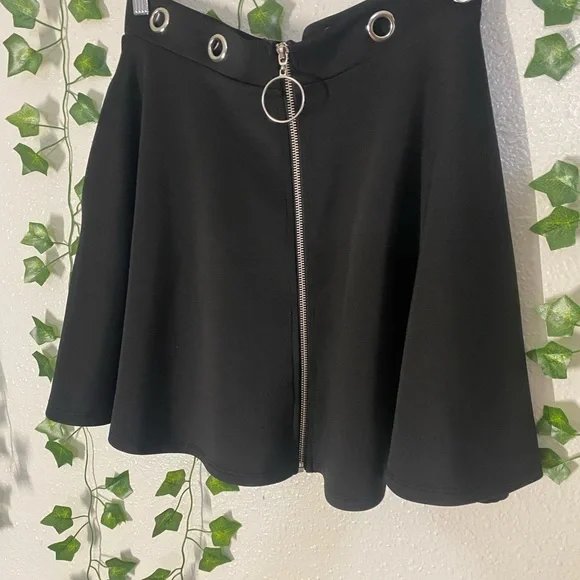 Black HOTTOPlC
Ring Skater Skirt - Picture 3 of 9